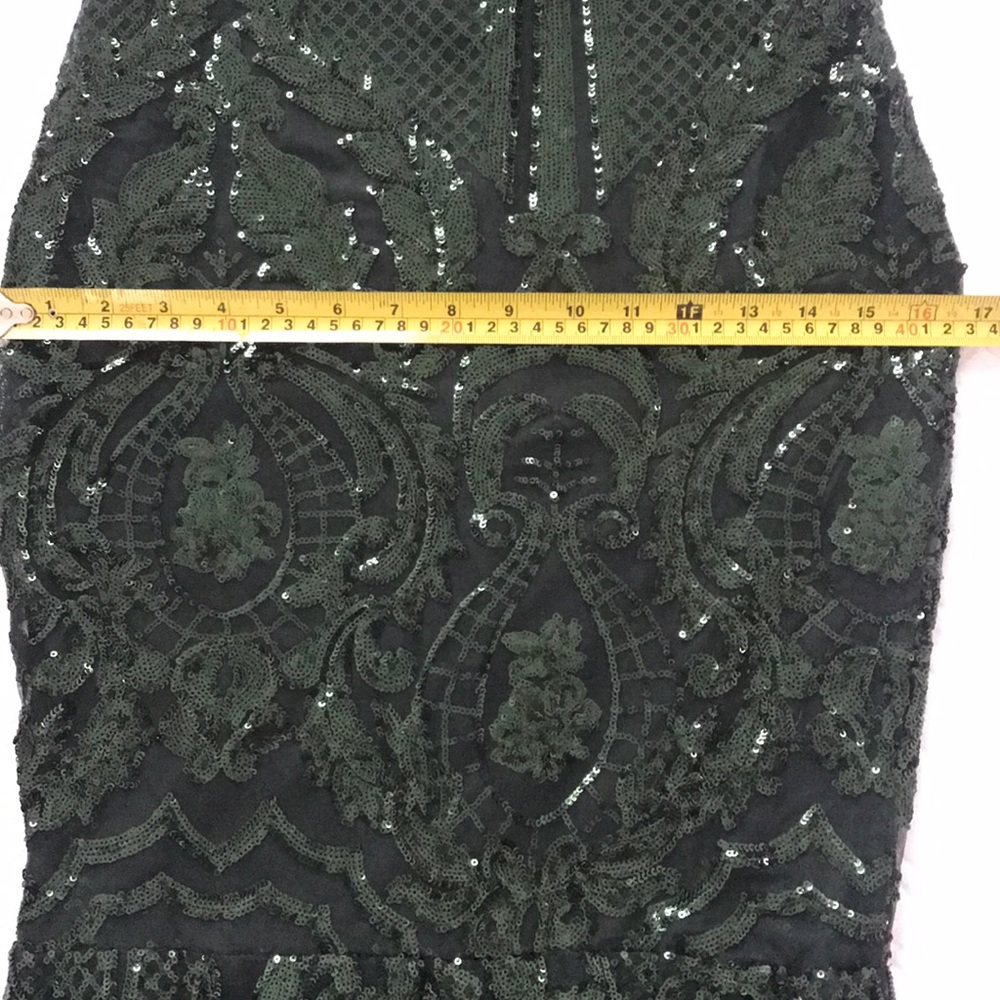 Emerald Sequin Gown - Picture 6 of 7